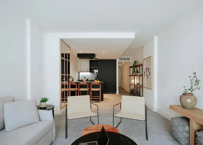 Toctoc Olof Palme - דירה *