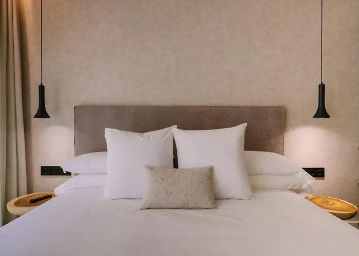 Toctoc Olof Palme - *