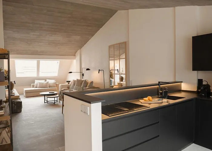 Toctoc Olof Palme - Апартаменти *