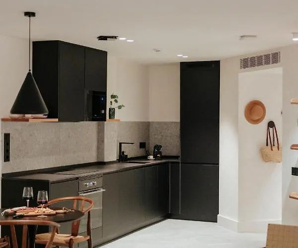 Toctoc Olof Palme - Апартаменти *